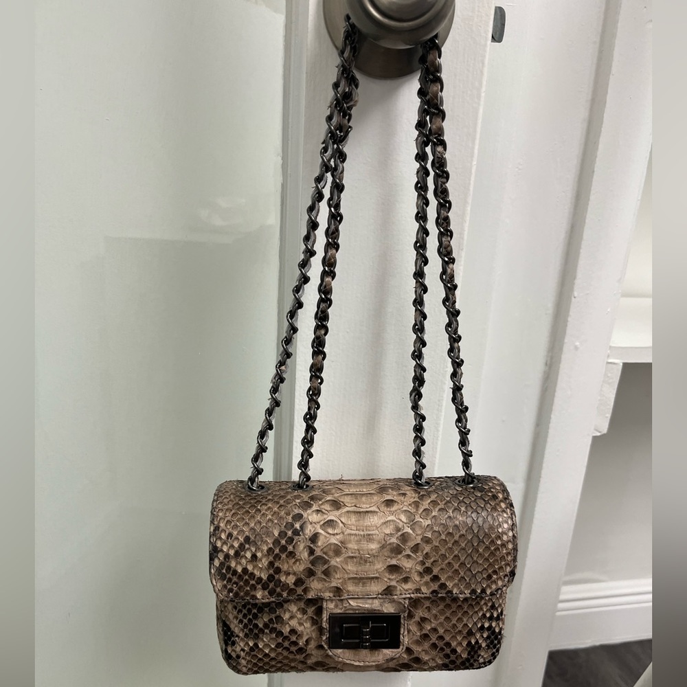 Authentic Bee in Style Beige Purse